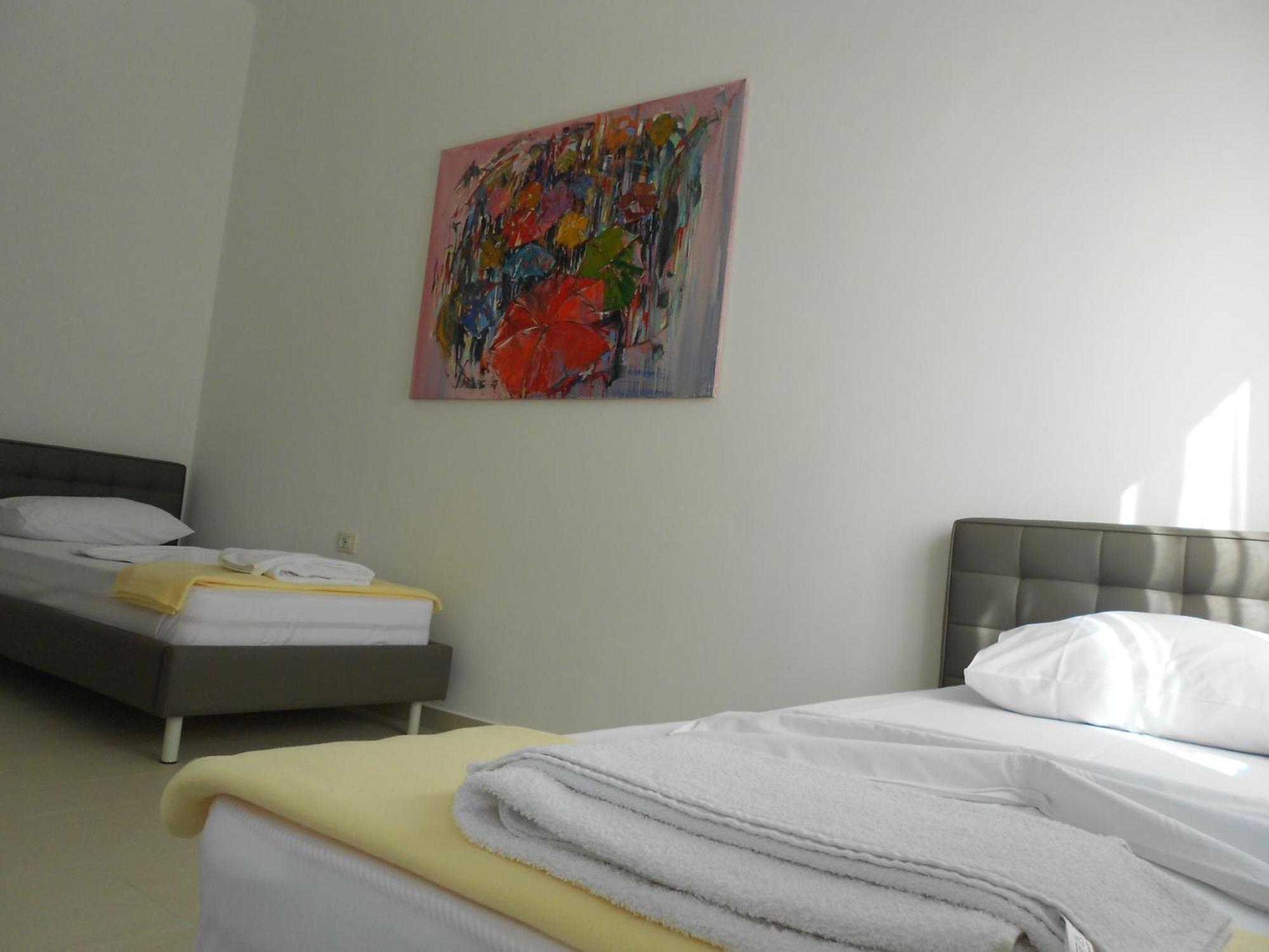 Bougainville Bay Apartments Sarande Room photo