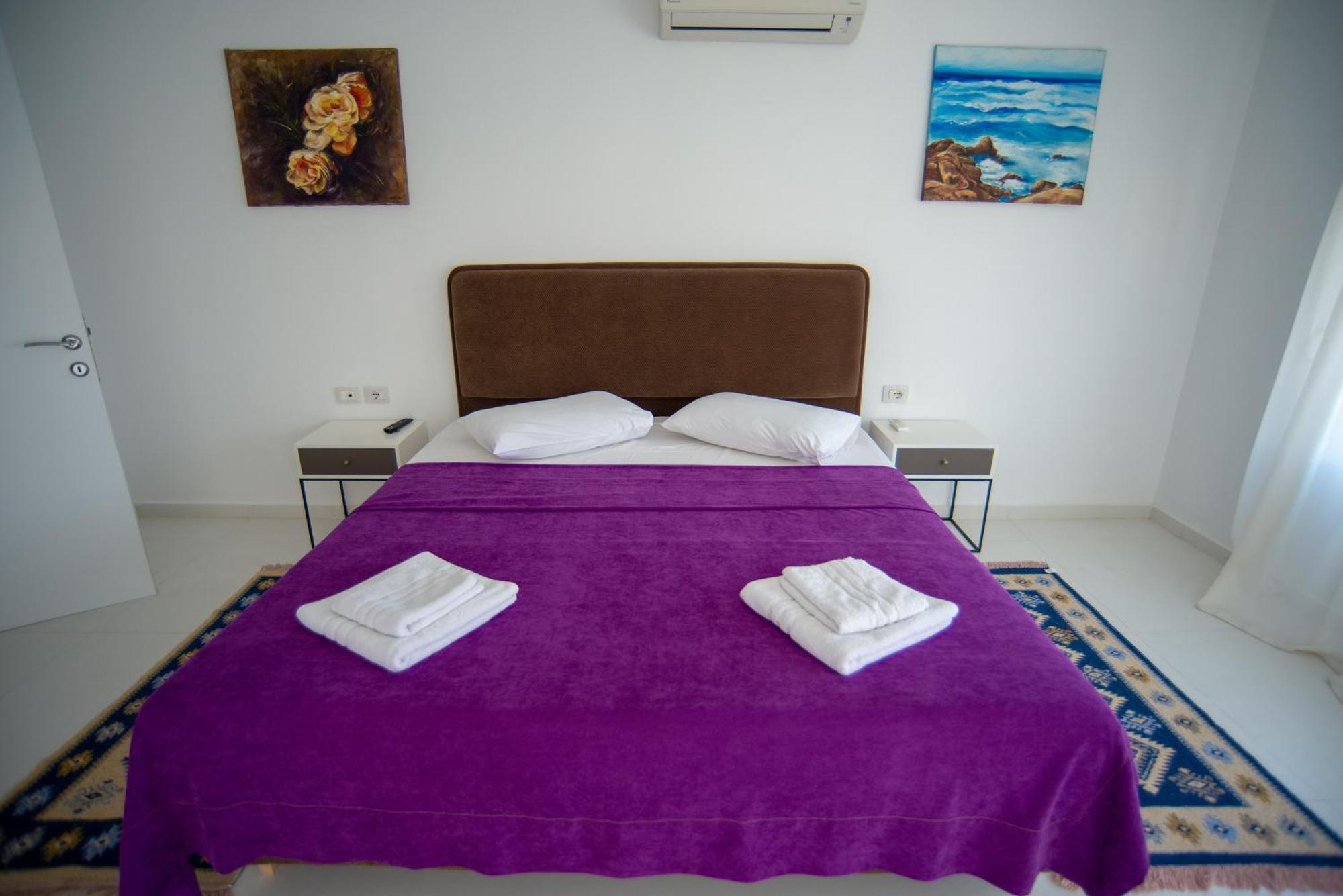 Bougainville Bay Apartments Sarande Room photo